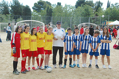España, equipo femenino, cayó en cuartos de final. España, equipo femenino, cayó en cuartos de final.