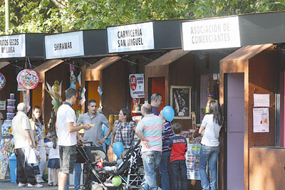 Casetas en la III Feria del Comercio.
